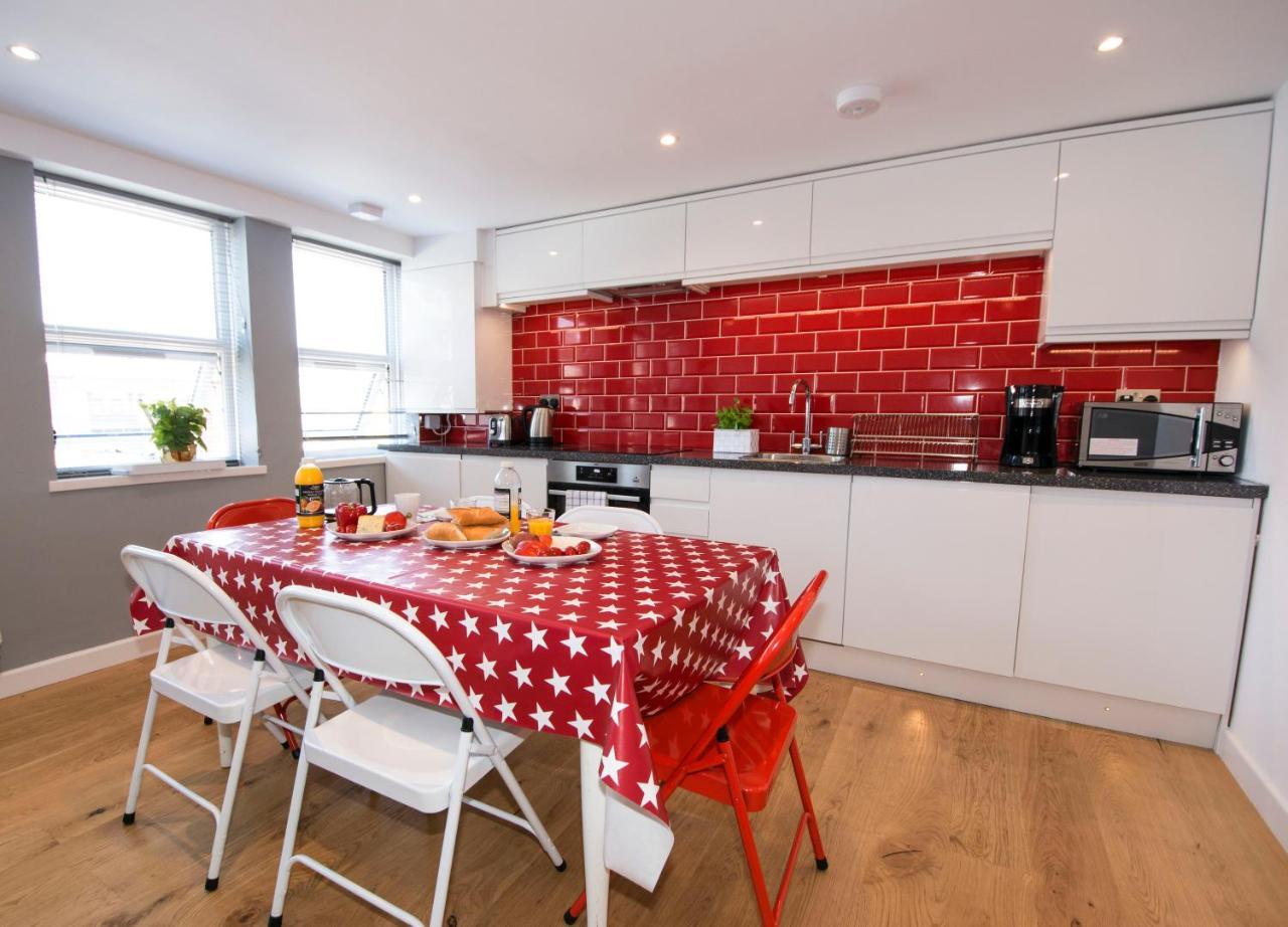 London Deluxe Apartments Mitcham Bagian luar foto