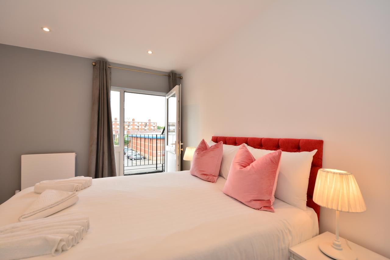 London Deluxe Apartments Mitcham Bagian luar foto