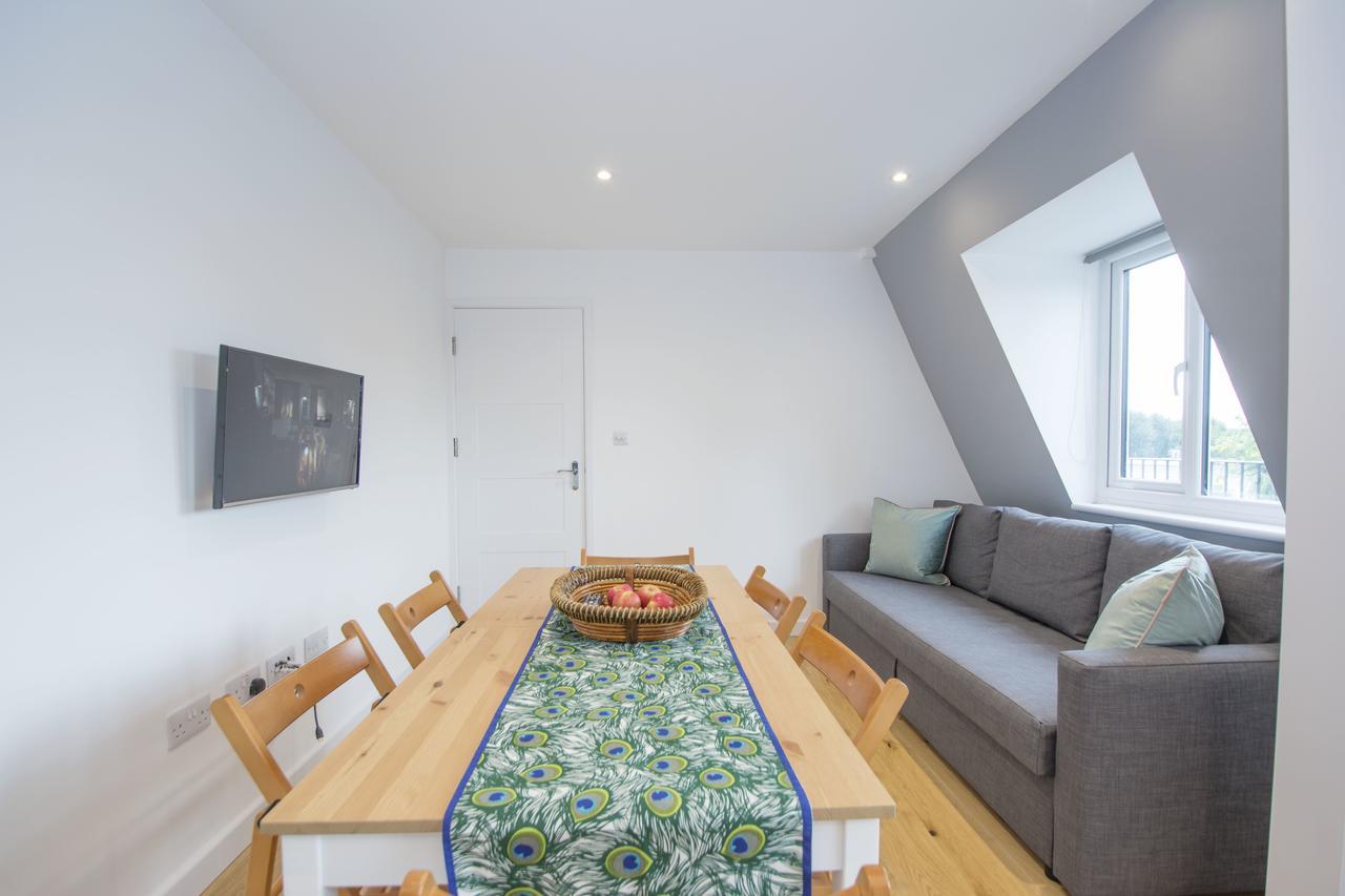 London Deluxe Apartments Mitcham Bagian luar foto