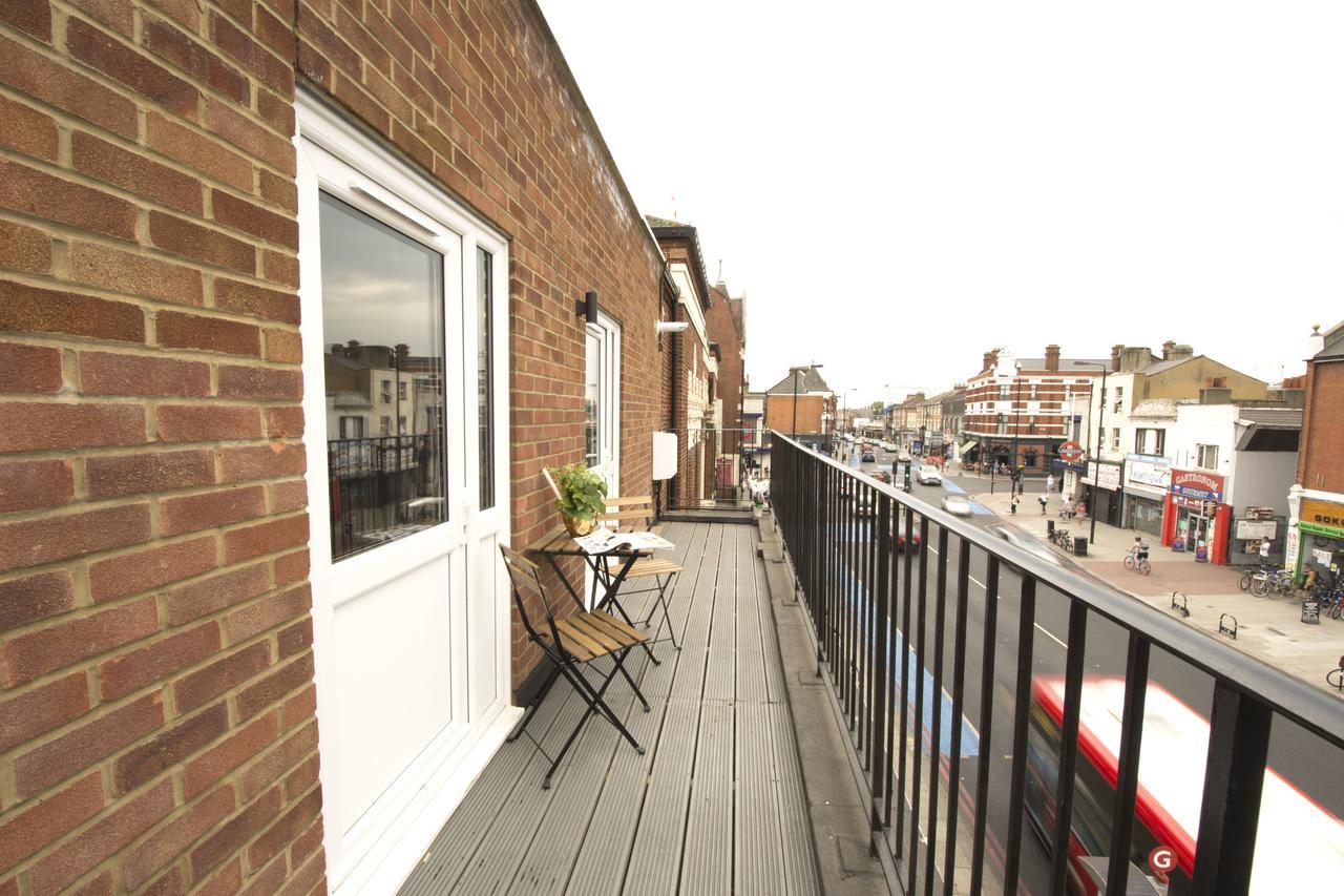 London Deluxe Apartments Mitcham Bagian luar foto