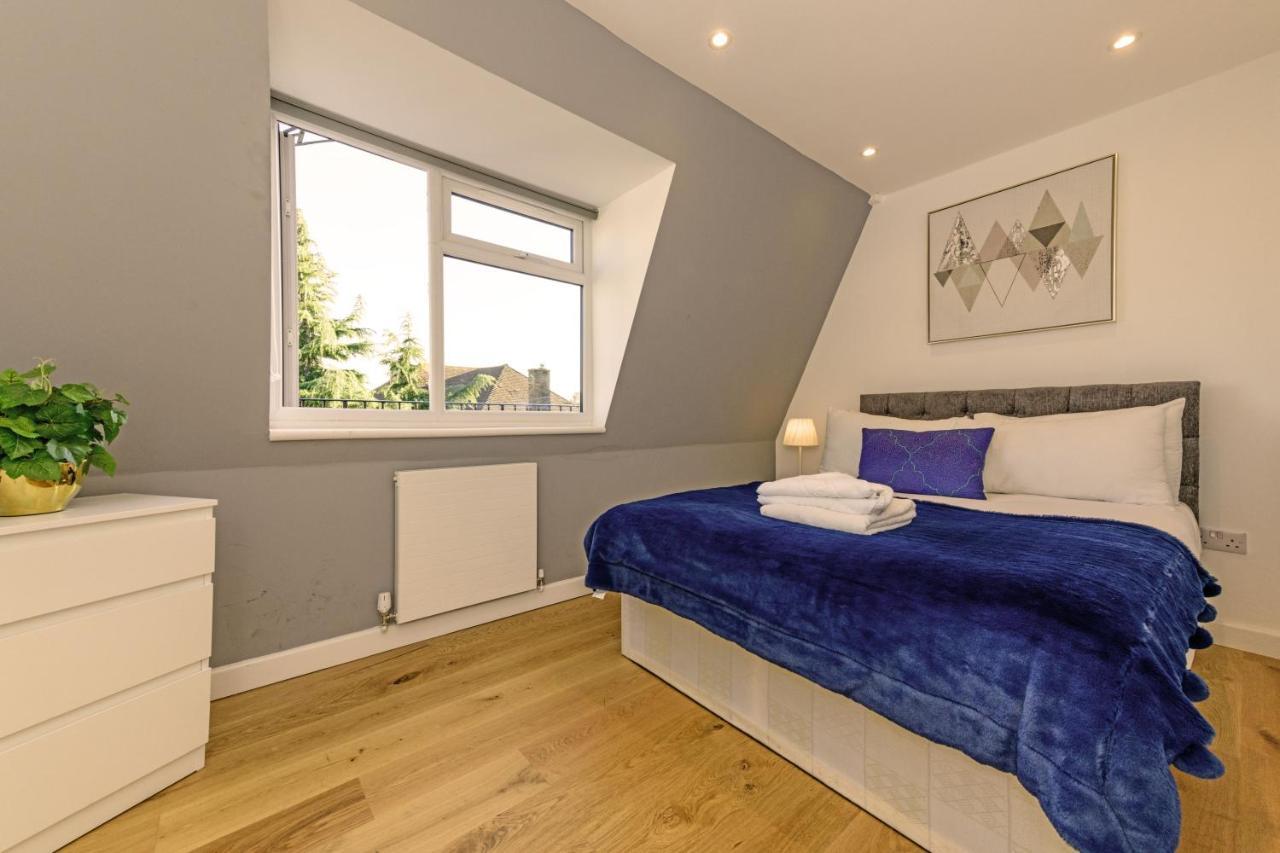 London Deluxe Apartments Mitcham Bagian luar foto